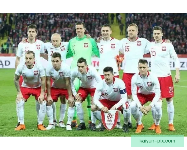 巴西队五冠荣耀再续，继续在世界杯历史上书写辉煌篇章表现亮眼