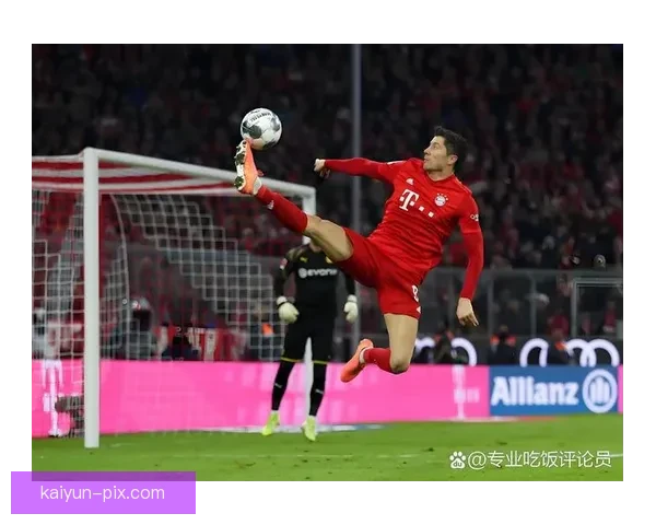 莱万多夫斯基在巴萨更衣室发挥强大领导作用，表现值得关注